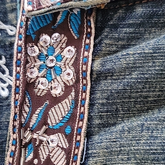 Boho Style Low Waist Jeans - Picture 3 of 5